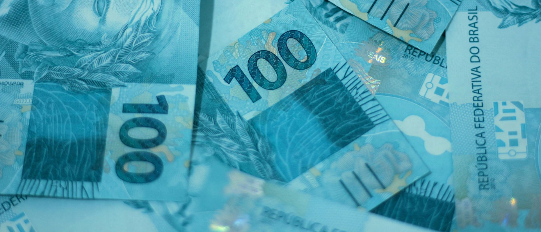 Diferenciação de preços: pagamentos à vista e parcelados, impacto da nova Medida Provisória e Pix parcelado.