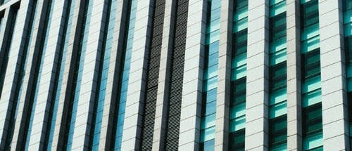 Empréstimos, financiamentos, debêntures e outros títulos de dívida